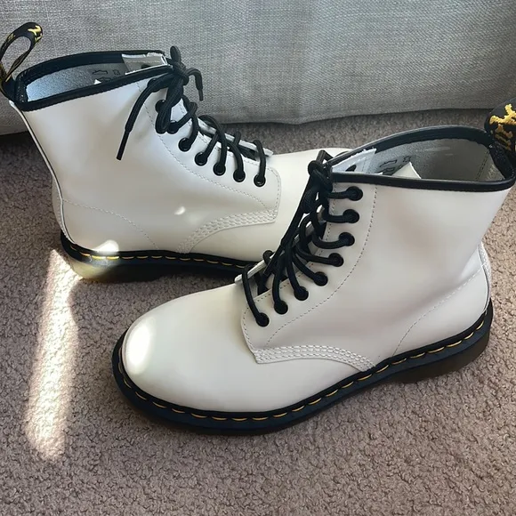 Dr. Martens Boots | NEW | Size 8