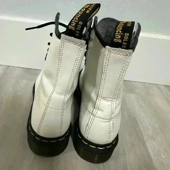 Dr. Martens Boots Womens Size 7 White Black Air Wair Combat Biker Leather