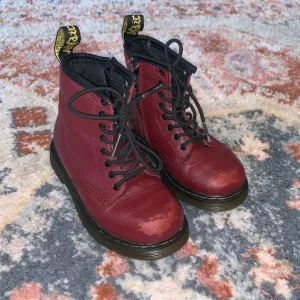 DR. MARTENS Brooklee Cherry Red Lace Up Leather Combat Boots Size 9