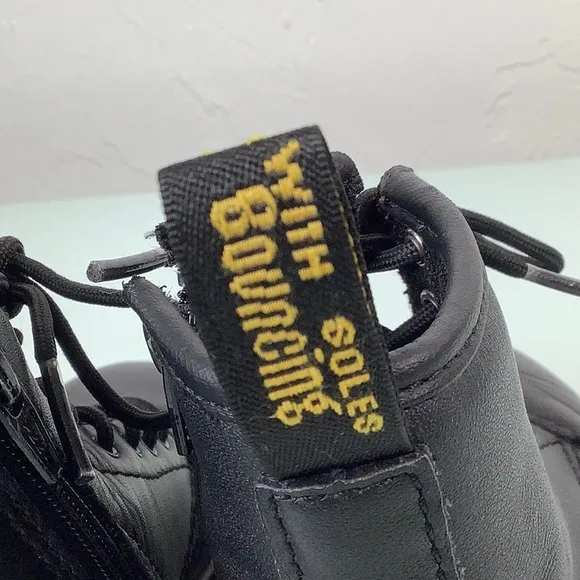 Dr. Martens Brooklee Combat boots zip up leather toddler size 9