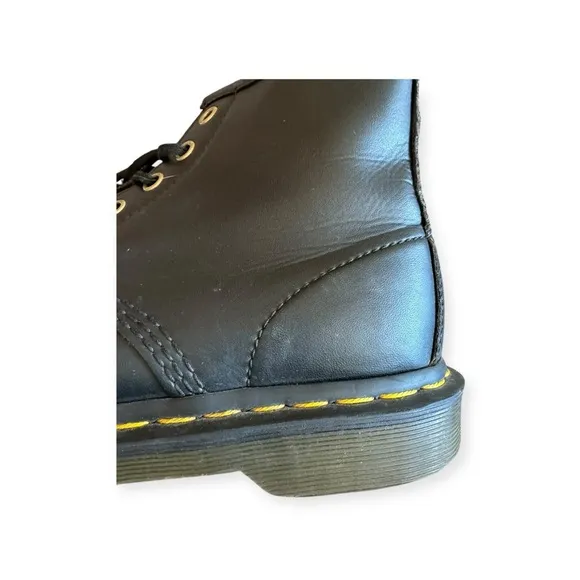 Dr. Martens combat air cushion sole boots black shoes AW004 Sz 6