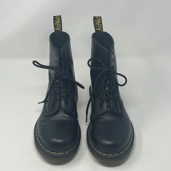 Dr. Martens combat boots 1460 black leather 7 women