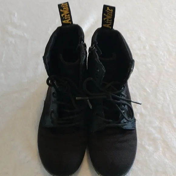 Dr. MARTENS Combat boots size 4m