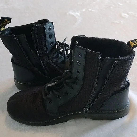 Dr. MARTENS Combat boots size 4m