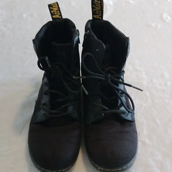 Dr. MARTENS Combat boots size 4m
