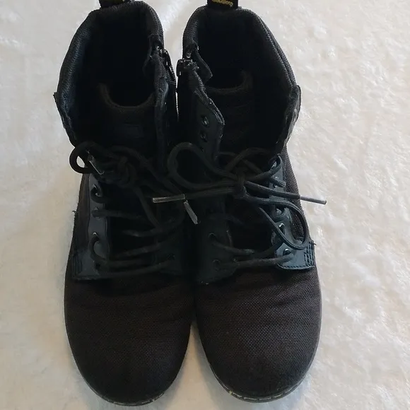 Dr. MARTENS Combat boots size 4m