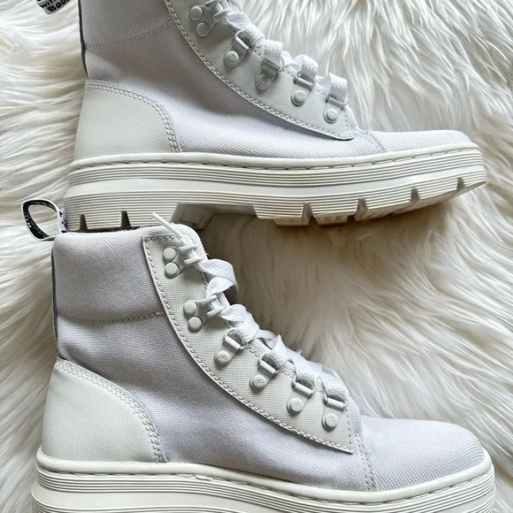 Dr. Martens Combat boots woman 8