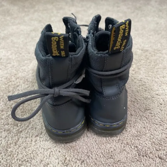 Dr. Martens Combs Boots Mens 9 Black Thrashed Paint Stained Grunge Goth