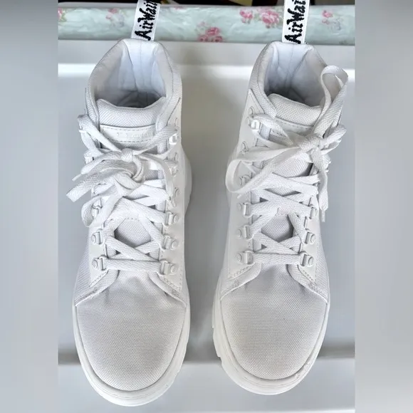 Dr. Martens Combs Platform Boots in white color Size 8