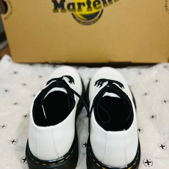 Dr. Martens Derby shoes for kids