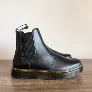 DR. MARTENS Dorrian Pull On Unisex Boot Size 8 or 9 SKU#243236