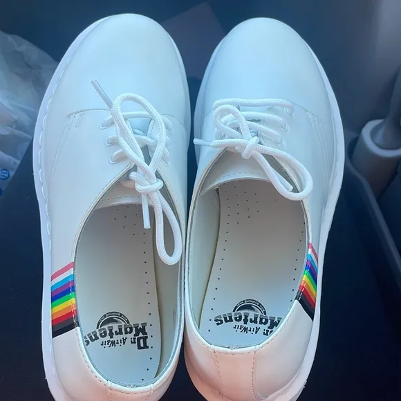 Dr Martens FOR PRIDE -SMOOTH LEATHER OXFORD SHOES new without box