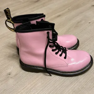 Dr. Martens Girl's Patent Leather Pink Combat Boots US Size 4 Style 1460 J