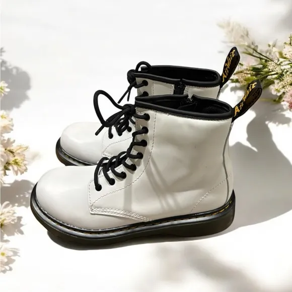 Dr. Martens Girls White Lace-Up Boots. NWOB. Size 4.
