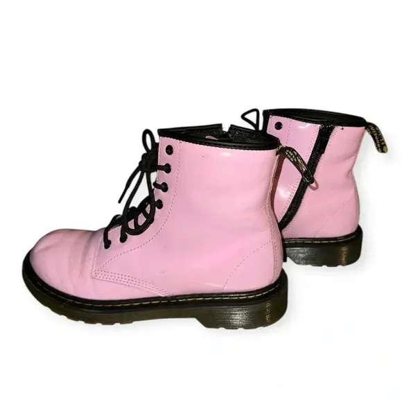Dr. Martens gir’s 1460 pink ankle patent leather Boot Size 4M