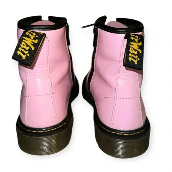 Dr. Martens gir’s 1460 pink ankle patent leather Boot Size 4M