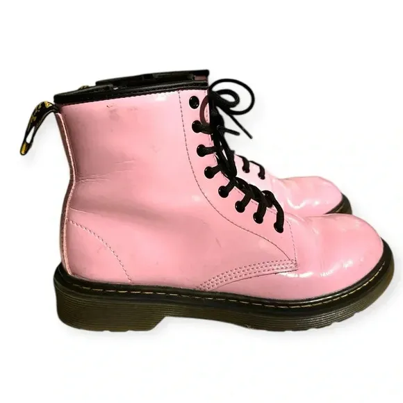 Dr. Martens gir’s 1460 pink ankle patent leather Boot Size 4M