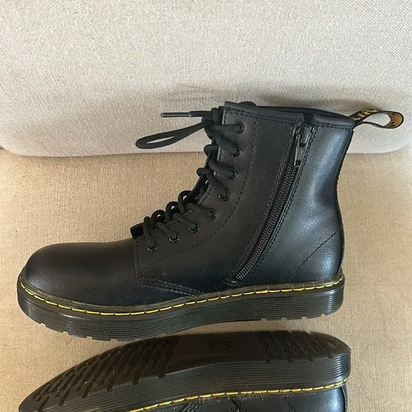 Dr. Martens Kids Zavala J Leather Side Zip Combat Boots Black Size 4
