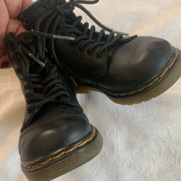 Dr. Martens Leather Combat Boots Black Kids Size 8 Zipper Laces