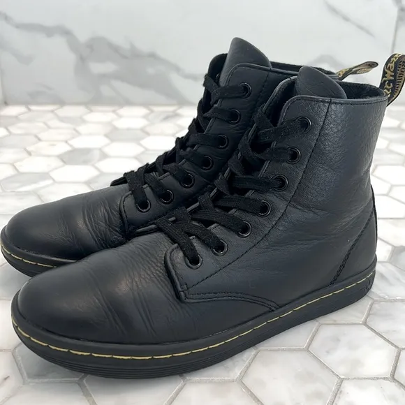 Dr. Martens Leyton Black Leather Lace Up Combat Boots Women’s Size 7