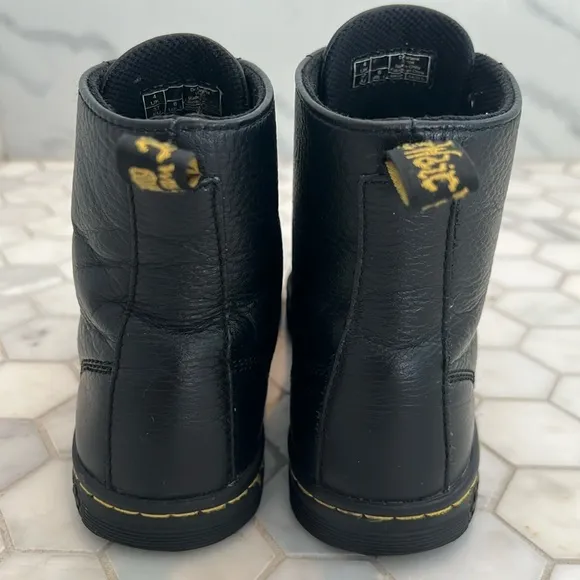 Dr. Martens Leyton Black Leather Lace Up Combat Boots Women’s Size 7