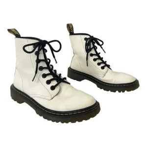 Dr  Martens Luana White Combat Boots Women's Size US 7 L  AirWair #AW004