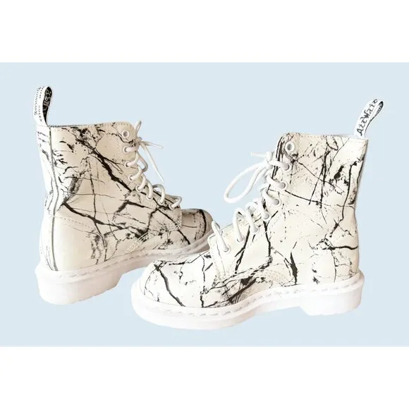 DR MARTENS Pascal Lace Up Combat Boots White Patent Marble Size 6