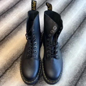 Dr Martens Pascal Max Black Pisa Leather Platform Combat Boots