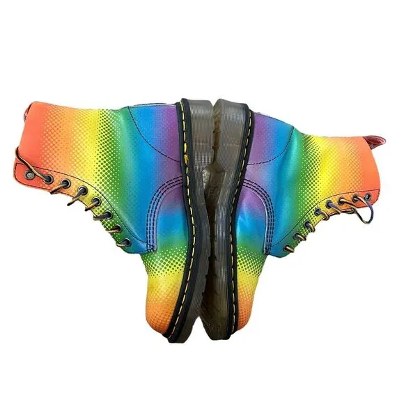 Dr. Martens Pascal Pride Rainbow Combat Leather Boots Women's 7 Men's‎ 6 FLAWED