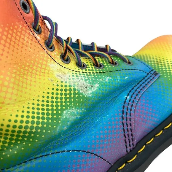 Dr. Martens Pascal Pride Rainbow Combat Leather Boots Women's 7 Men's‎ 6 FLAWED