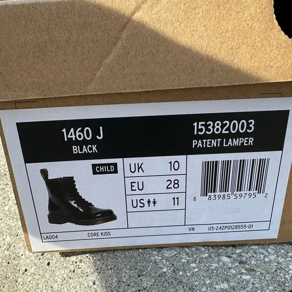 Dr. Martens Patent Leather Lamper Boots | Black 8 Eyes Toddler Size 11 Unisex