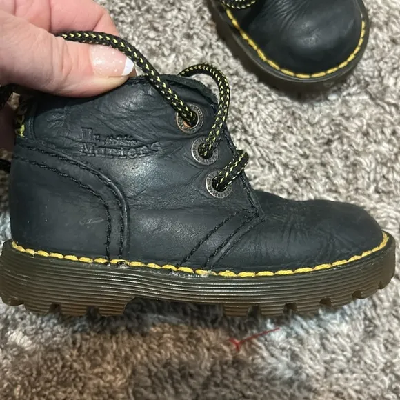 Dr. Martens Soft Leather Baby Toddler Boots Size 6