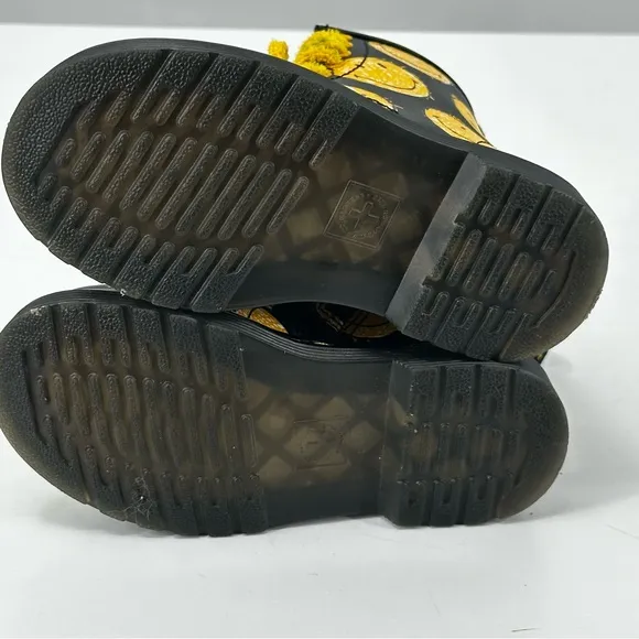 Dr Martens Toddler 1460 Smiley Hydro Leather Lace Up Boots Yellow Black Kids 8