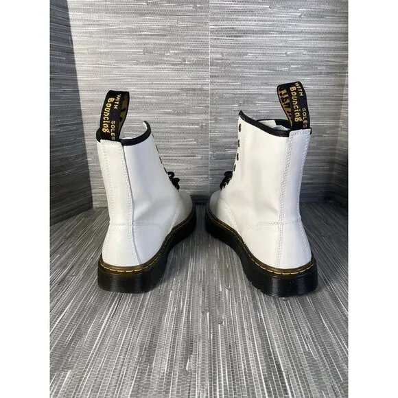Dr. Martens Unisex Zavala Combat Boots White Leather Eyelet‎ Lace Up W 9 M 7 New