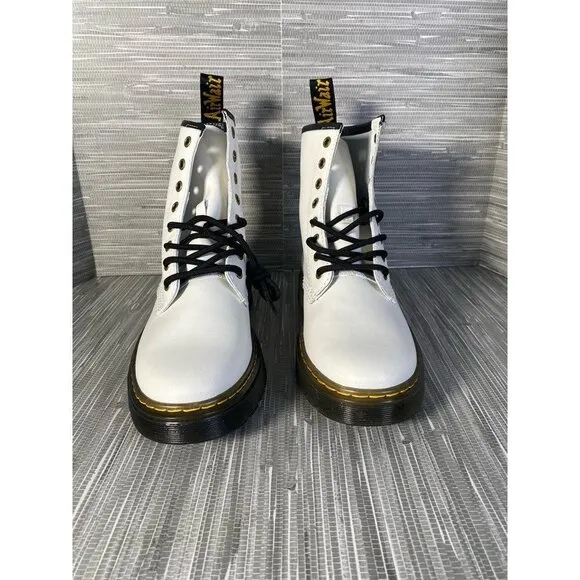 Dr. Martens Unisex Zavala Combat Boots White Leather Eyelet‎ Lace Up W 9 M 7 New