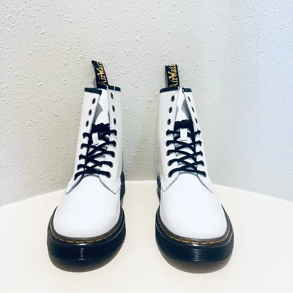 Dr. Martens Unisex Zavala White Patent Leather Combat Boots Sz 9 W 8 M NEW
