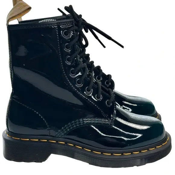 Dr. Martens  Vegan 1460 Gloss Lace Up Boots. Sz: 5