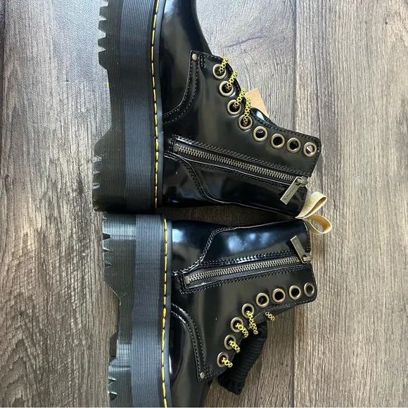 Dr Martens Vegan Jadon Max Combat Platform Boots Black Size 6 NEW