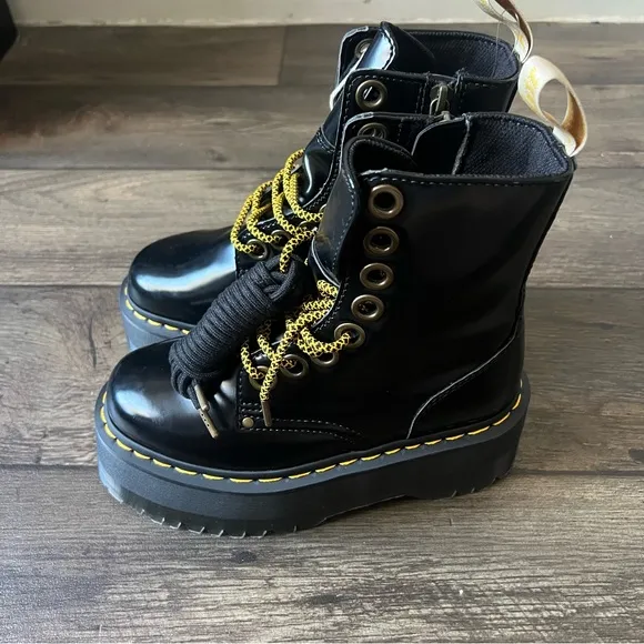 Dr Martens Vegan Jadon Max Combat Platform Boots Black Size 6 NEW
