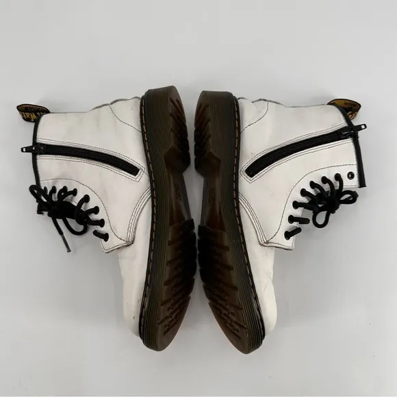 Dr. Martens White Lace Up Boots Women’s 5 FLAWS