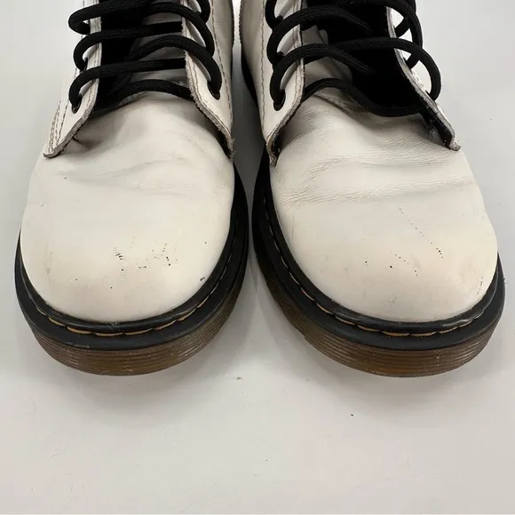 Dr. Martens White Lace Up Boots Women’s 5 FLAWS