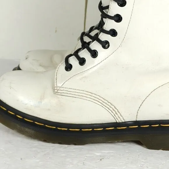 Dr. Martens Women's Pascal US7 White Leather Lace Up Ankle Combat Boots