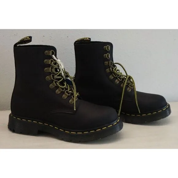 Dr. Martens Women's Sz 6 Black 1460 Pascal Wanama 8-Eyelet Combat Boots
