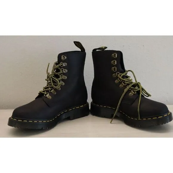Dr. Martens Women's Sz 6 Black 1460 Pascal Wanama 8-Eyelet Combat Boots