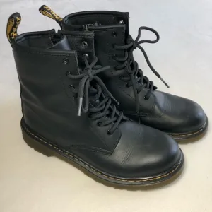Dr. MARTENS Youth Black 1460Y Leather Lace Up Boots Sz Boy 5 Girl 6