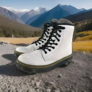 Dr. Martens ZAVALA J Kids Zip Lace Boot US 3 White Leather Combat Boots