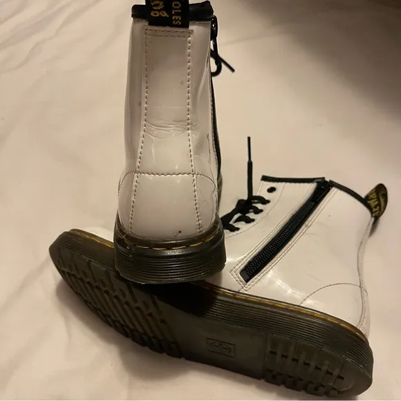 Dr Martens Zavala jr white patent leather combat boots