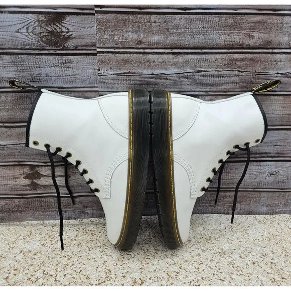 Dr. Martens Zavala White Leather Women's Combat Boots Size 6