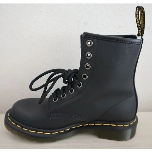 Dr. Martens 11821 Women's Sz 5 Black Smooth Leather 1460 Lace-Up Boots