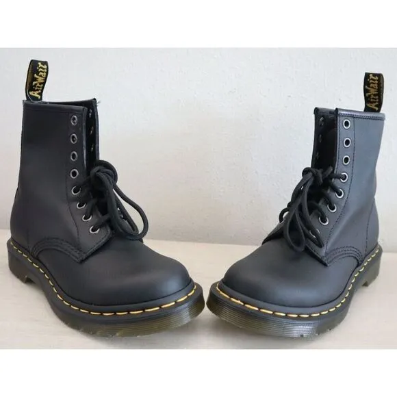 Dr. Martens 11821 Women's Sz 5 Black Smooth Leather 1460 Lace-Up Boots